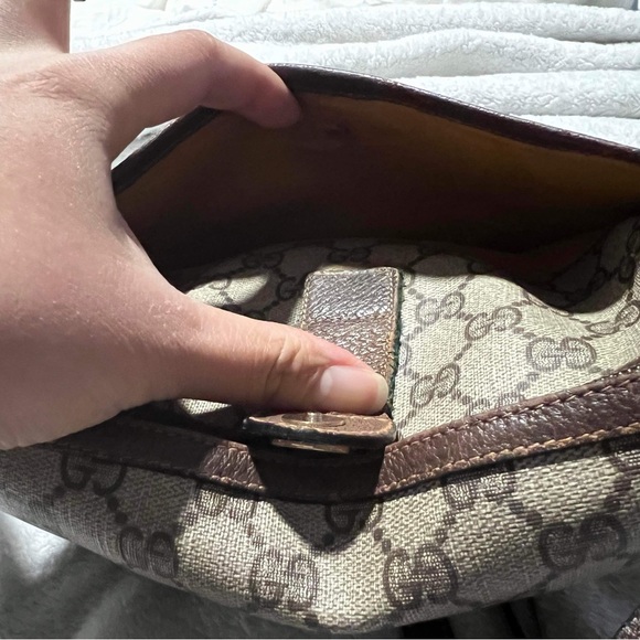 Authentic GG sherry line criss body bag - Picture 10 of 12